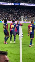 Insultos racistas en el Santiago Bernabéu tras el cuarto gol de Raphinha: "Negros de mierda"