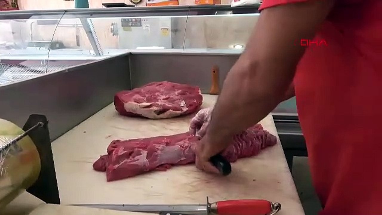 Ahlaksızlardan şaşkına çeviren hile! Kıyma diye vatandaşa bakın ne yedirmişler?