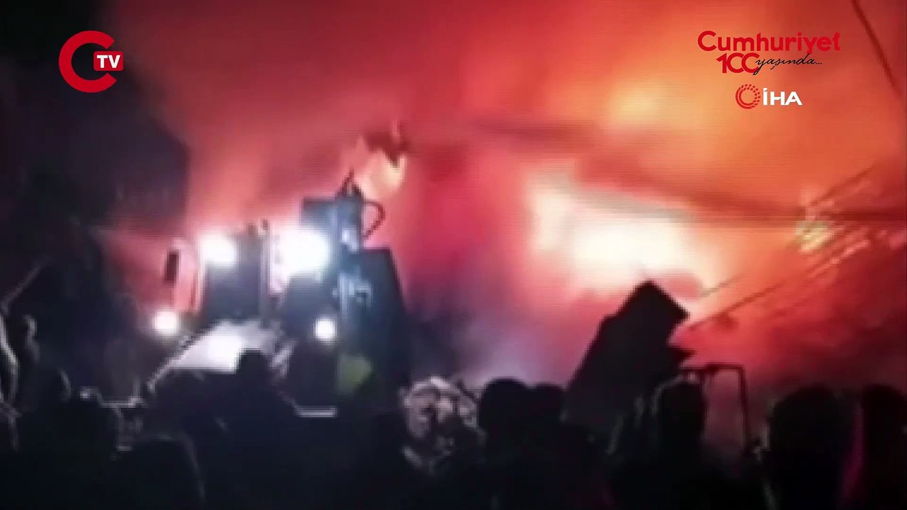 Konya'da ev yangını 3 ev tamamen yandı, 4 evde hasar oluştu