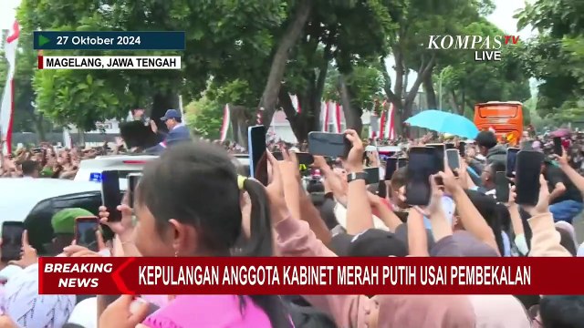 Detik-Detik Presiden Prabowo Sapa Warga dari MV3 Garuda Pindad saat Tinggalkan Akmil Magelang