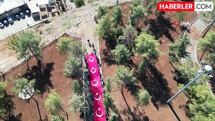 Siverek'te Cumhuriyetin 101. Yılı İçin Dev Bayrak Töreni