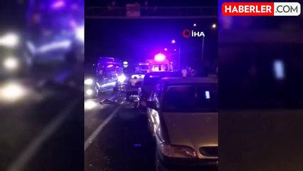 Bolu'da Trafik Işıklarında Zincirleme Kaza: 3 Araç Birbirine Çarptı