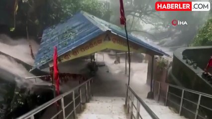 Hindistan'ı Vuran Dana Tropik Fırtınası'nda Bilanço Ağırlaşıyor: 4 Ölü