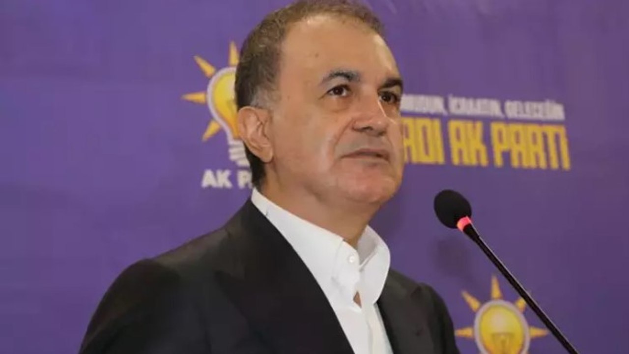 AK Parti Sözcüsü Ömer Çelik, partisinin ilçe kongresinde açıklamalarda bulundu