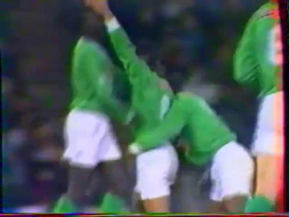 Lyon 0-2 ASSE - 27e journée de D1 1992-1993