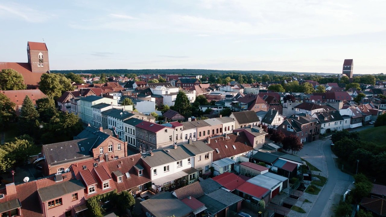 Dann gehste eben nach Parchim | movie | 2024 | Official Trailer