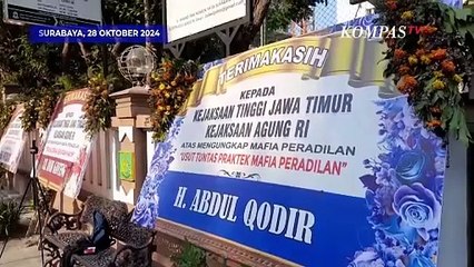 Masyarakat Apresiasi Dukungan atas Kasus Ronald Tannur dan Suap Hakim, Kejati Jatim Banjir Karangan