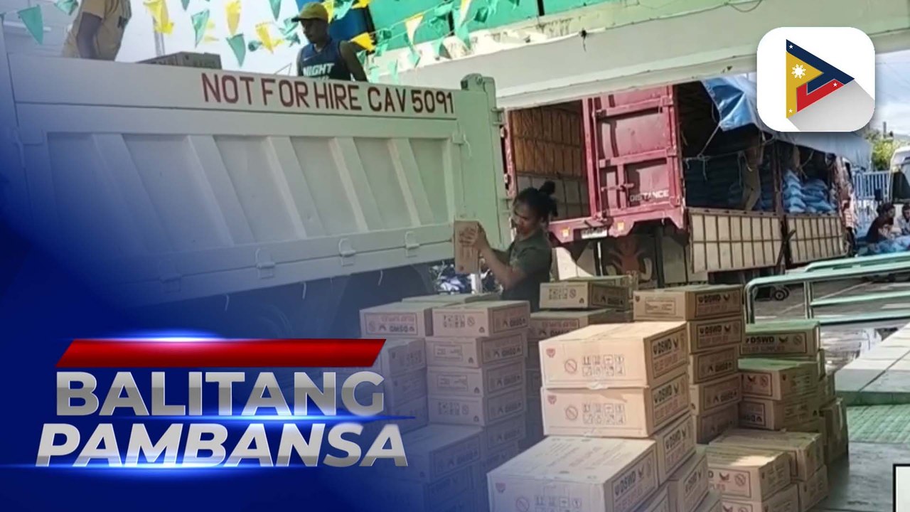 Mga nasalanta ng bagyo sa Albay, patuloy na nakatatanggap ng tulong mula sa pamahalaan