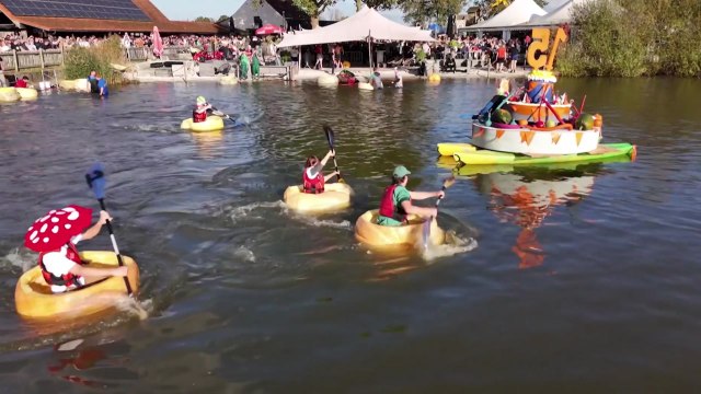 이런 배 보셨나요?...벨기에 호박 보트 경주대회 / YTN