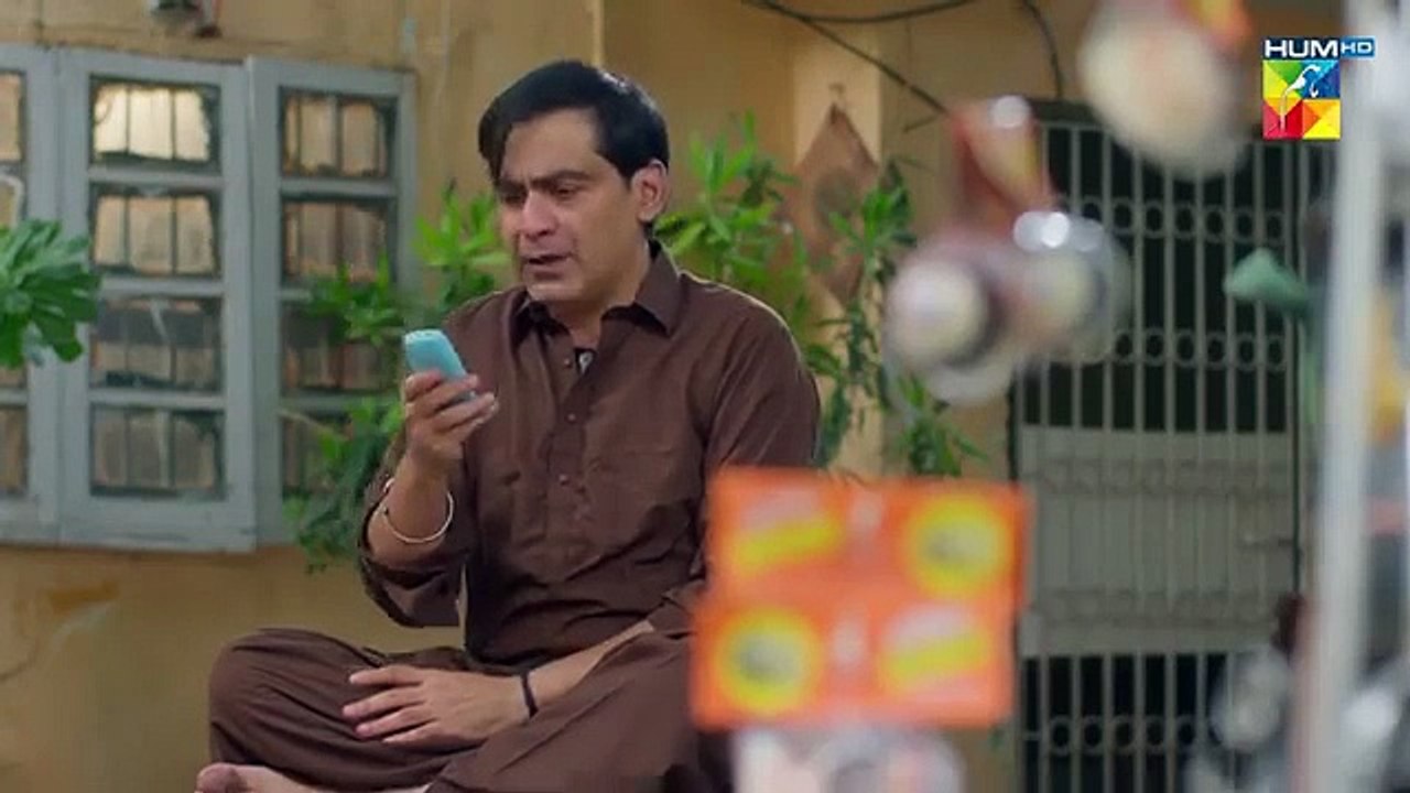 Mohabbat Reza Reza - Episode 04  Sat 26th October 2024