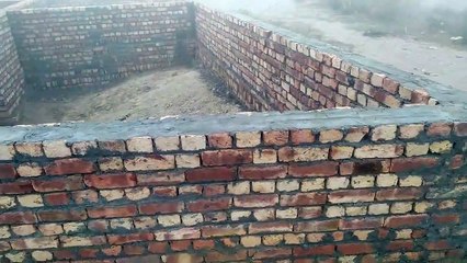 رسم تخطيطي لمنزل صغير un petit croquis de plan de maison