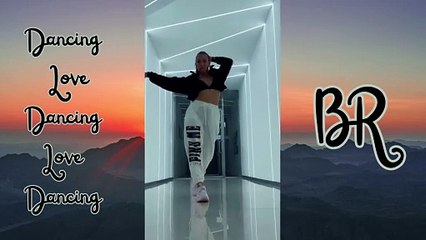 Mulher Linda Dançando muito #31