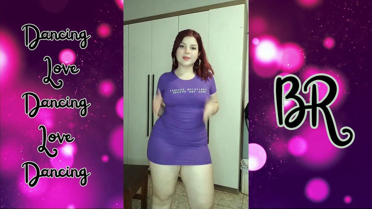Mulher Linda Dançando muito #38