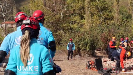 Balıkesir'de UMKE Gerçeği Aratmayan Tatbikatta Sınırları Zorladı