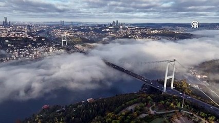 İstanbul Boğazı’nda sis seferleri aksattı