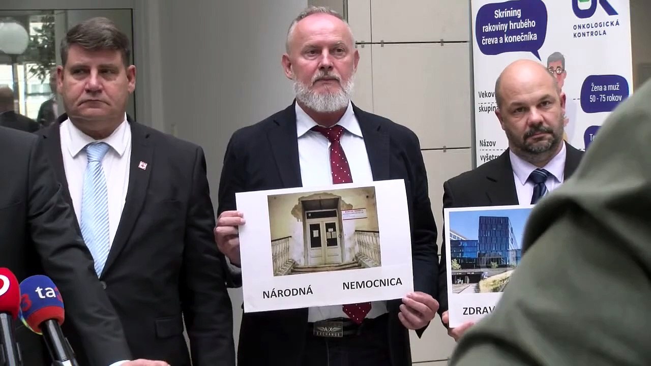 ZÁZNAM: LOZ žiada zastavenie debaty o transformácii nemocníc a plnenie memoranda