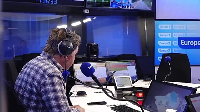 L'acteur Philippe Lellouche en colère contre Emmanuel Macron sur Europe 1: Ressaisissez-vous Mr le Président ! Vous mettez une cible dans le dos des gens. Soyez à la hauteur ! - Regardez