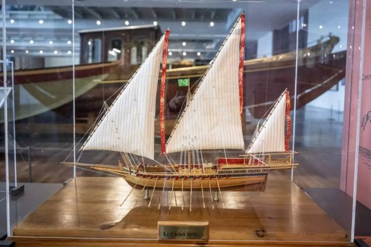 Denizcilik meraklıları buraya! 42 maket gemi Beşiktaş Deniz Müzesi’nde