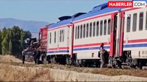 Muş'ta Yolcu Treni Beton Pompasına Çarptı: 1 Ölü, 2 Yaralı