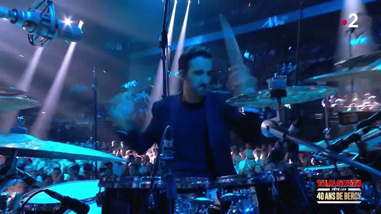 David Hallyday et Santa reprennent "L'envie" de Johnny Hallyday