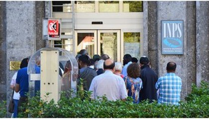 Pensioni, novità Coronavirus: cambiano le date per il pagamento di aprile