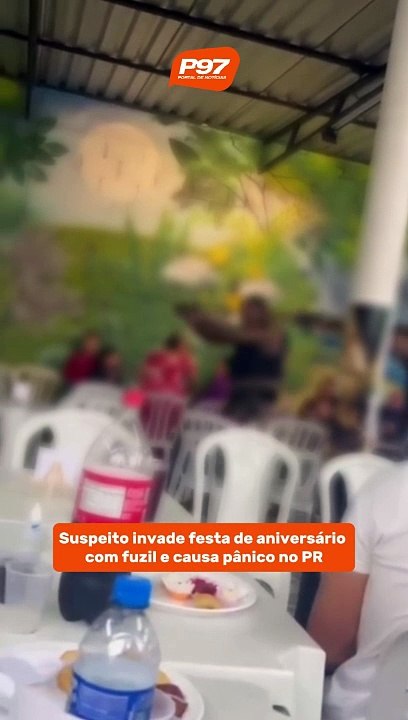 Vídeo: suspeito invade festa de aniversário com fuzil e causa pânico no PR
