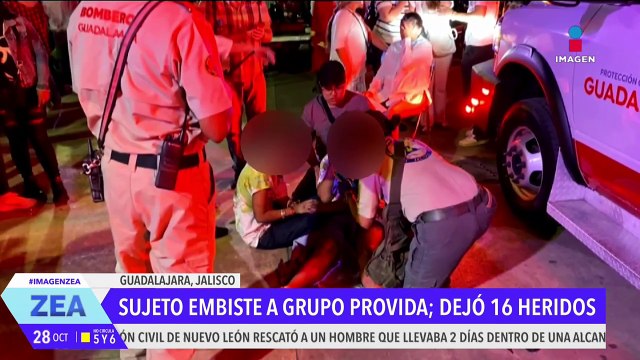 Sujeto embiste a manifestantes provida en Guadalajara; 16 personas resultaron lesionadas
