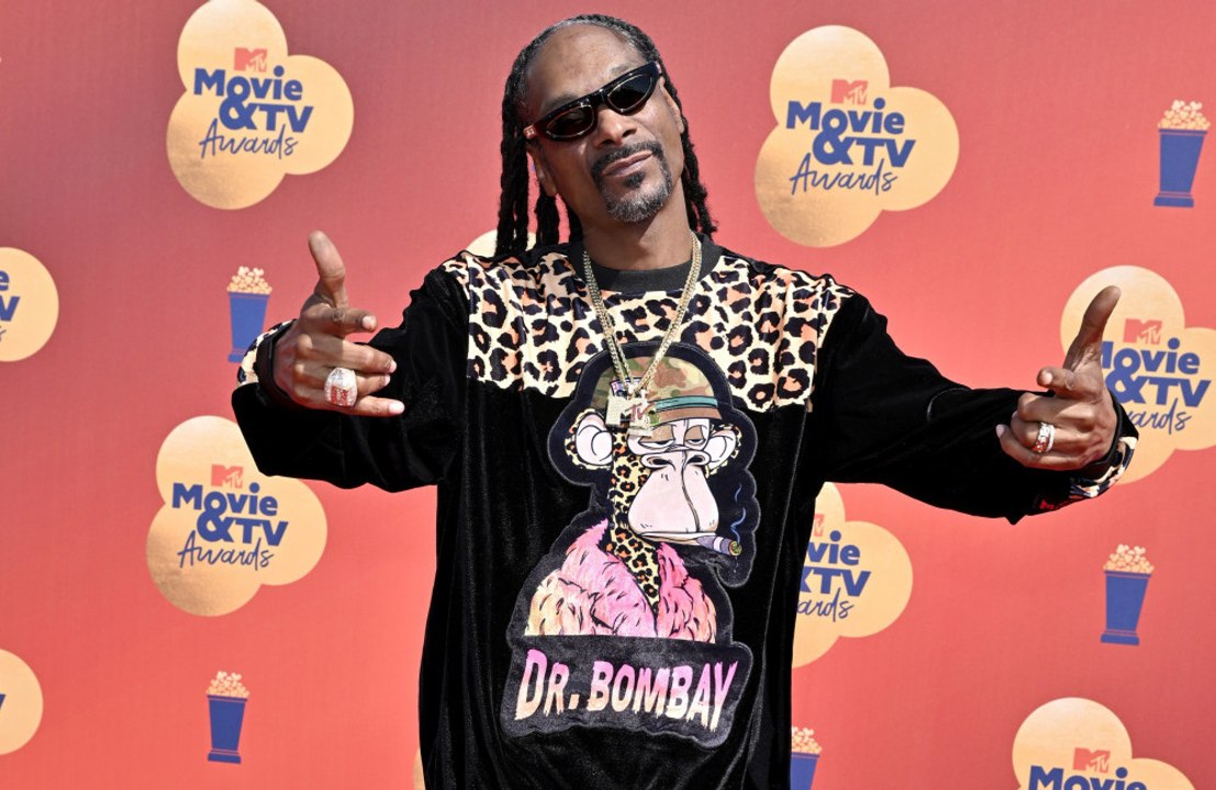 Snoop Dogg has a member of staff to stop people getting too high with him