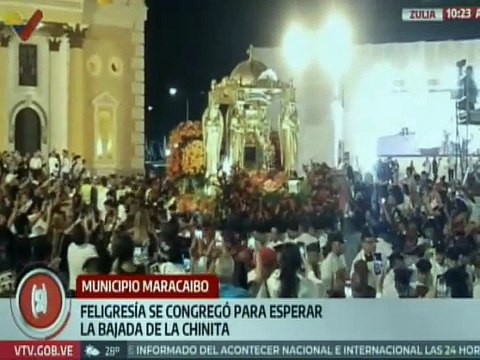 Feligreses acompañaron con respeto y alegría la Bajada de la Chinita en el estado Zulia