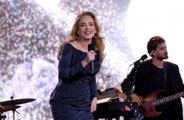 Adele vede Celine Dion tra il pubblico e si commuove
