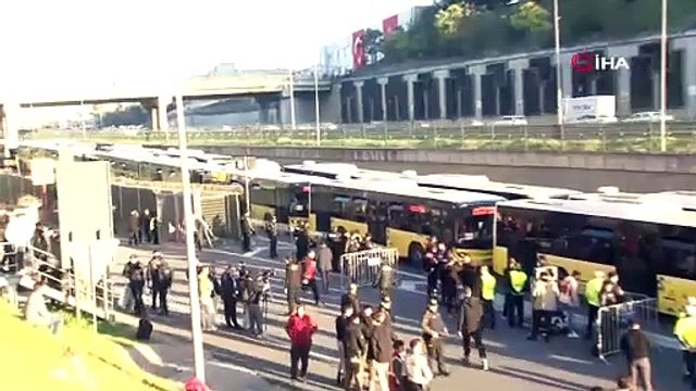 Beşiktaş taraftarı, RAMS Park'a geldi