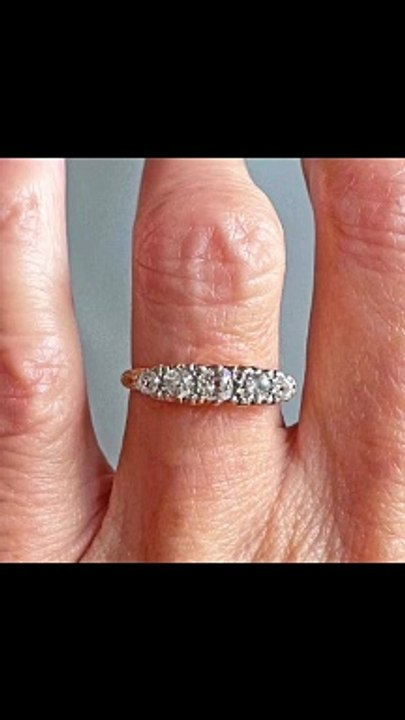 vintage jewelry