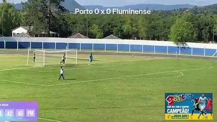 VÍDEO: Gol "bizarro" marca primeira partida na final do Campeonato Catarinense