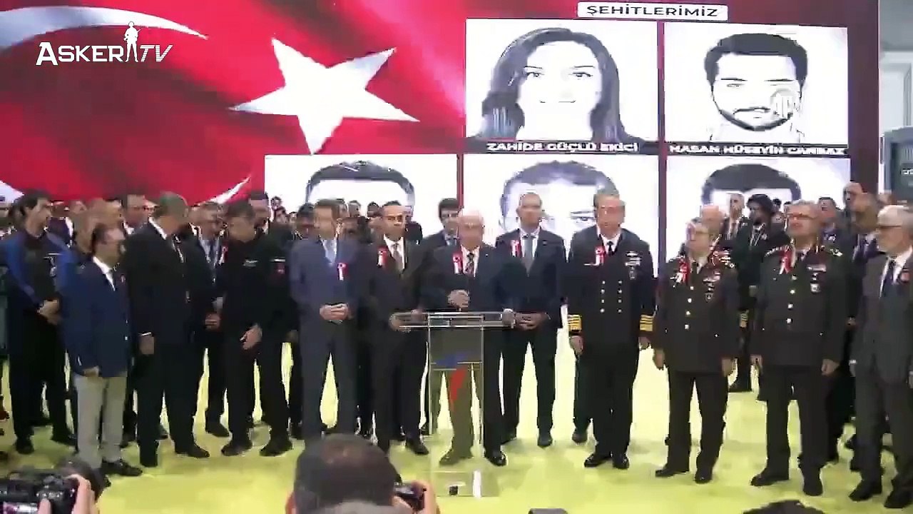 Yaşar Güler SAHA EXPO Uluslararası Savunma ve Uzay Sanayi Fuarı’ndaki TUSAŞ standında