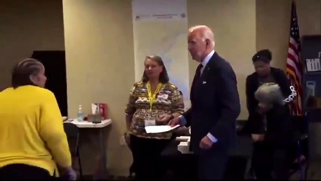 VÍDEO: Joe Biden vota antecipadamente em Kamala Harris nos Estados Unidos