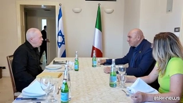 Crosetto: Rivedere mandato Unifil, proteggere civili e caschi blu