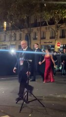 Abuchearon al Dibu Martínez cuando ingresaba a la gala del Balón de Oro