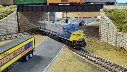 HO Scale Fails and Derailments 4!