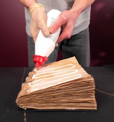 PRÊT pour Halloween ? Ce carnet vintage artisanal effrayant mettra de l'ambiance ️