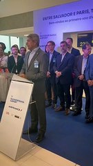 Jerônimo avalia que início da operação de voo Salvador-Paris beneficia turismo e negócios