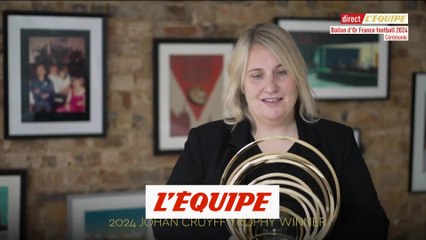 Hayes sacrée meilleure entraîneuse d'une équipe féminine - Foot - Ballon d'Or (F)