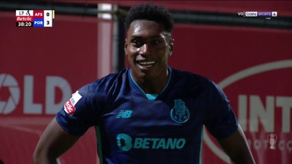 La pépite Omorodion inscrit un triplé en 15 minutes avec Porto !