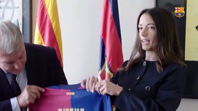 La centrocampista española Aitana Bonmatí revalida su Balón de Oro