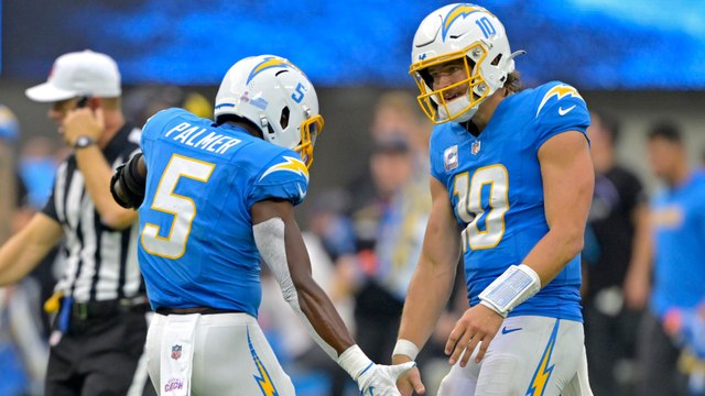 Chargers Dominate Saints 26-8, Strengthen AFC Playoff Hopes