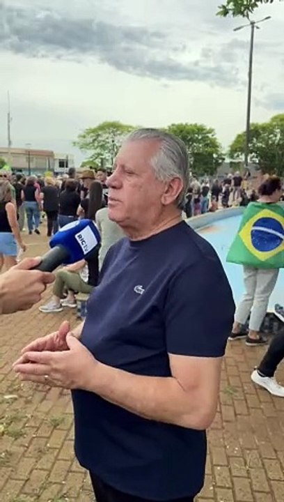 Deputado Federal Dilceu Sperafico em Guaíra durante protesto contra invasões de terras