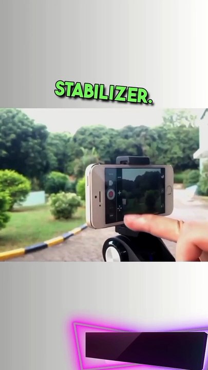 Snoppa M1 Phone stabilizing gimbal