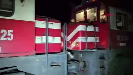 Yolcu treni, beton pompası kamyonuna çarptı!