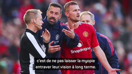 Abiona sur Ten Hag : "À un moment donné, c'est devenu intenable"