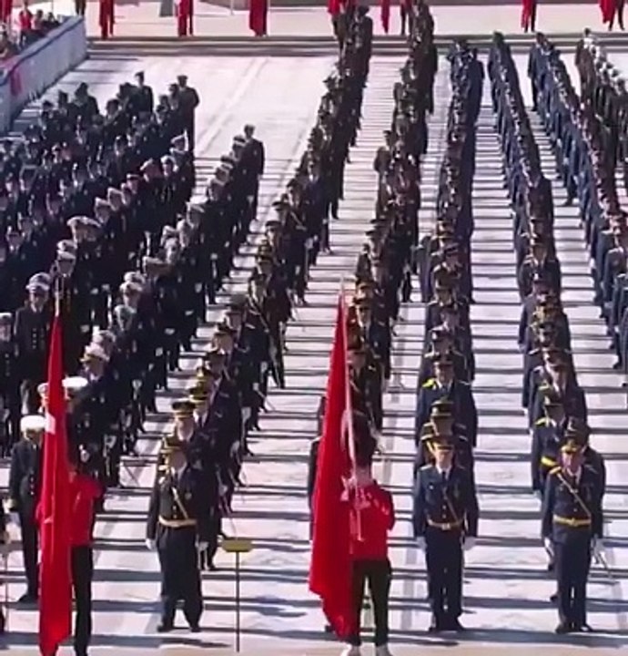 Anıtkabir'den yine ''Erdoğan'' ve ''Reis'' sloganları ve ıslıklar yükseldi