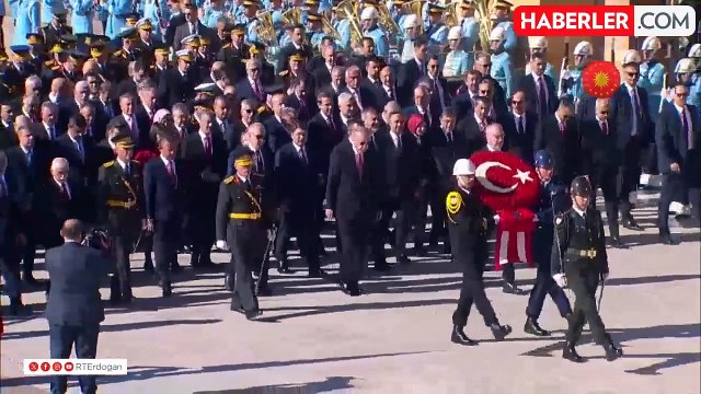 Erdoğan, Anıtkabir Özel Defteri'ni imzaladı: Vatanımızın bekasını korumak için her türlü tedbiri alıyoruz